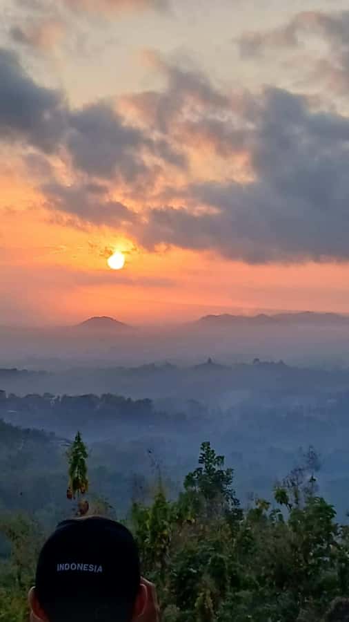 Guarantee Borobudur Structure, Sunrise Stumbu & Prambanan. - The Merapi wording needs clarification