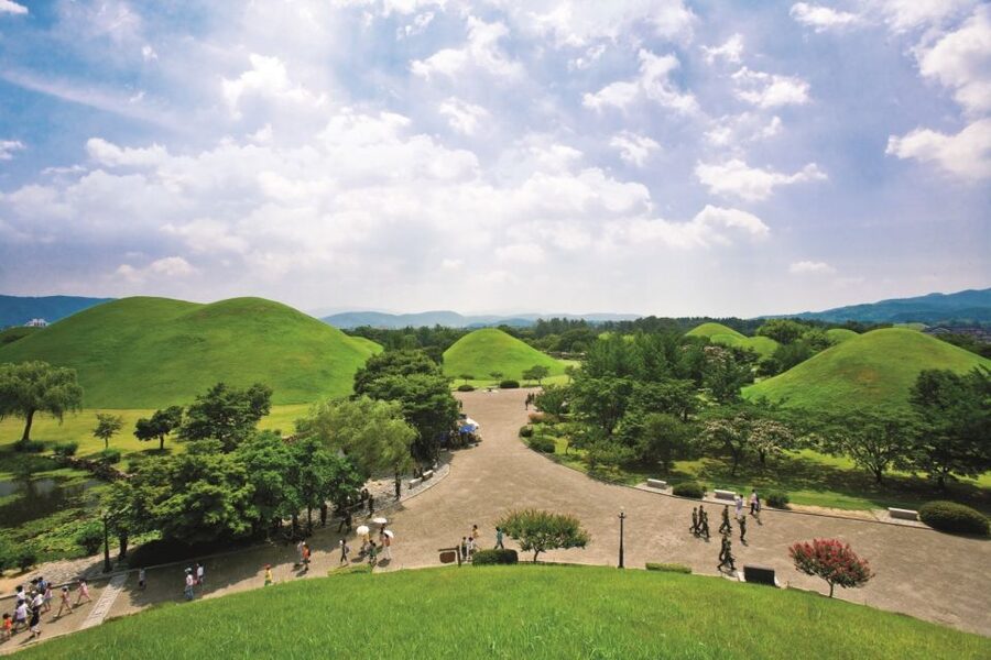Gyeongju: UNESCO Heritage Tour Including Bulguksa Temple - Bulguksa Temple, the day’s central monument