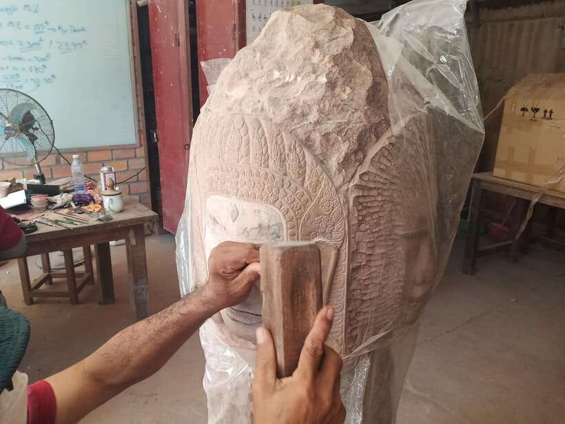 Half-Day: Silk Farm, Senteur Angkor, and Satcha Workshop - Following silk from mulberry leaf to loom