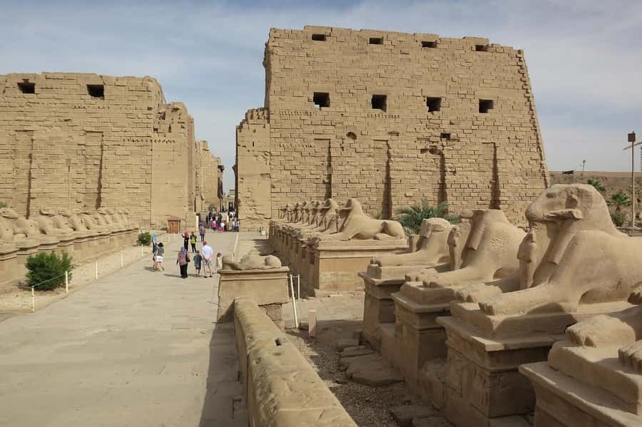 Half day tour to east bank visit Luxor and Karnak Temples - Key points to know before booking