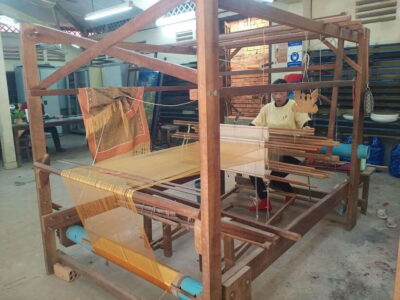 Half Day Trip: Silk Farm, Satcha, and Senteur d’Angkor Tour