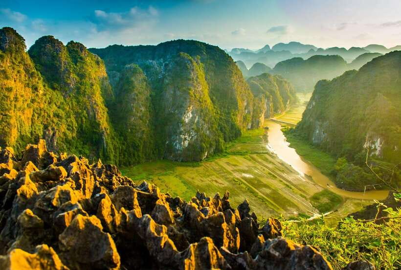 Hanoi: Ninh Binh, Trang An, Mua Cave and Bai Dinh Pagoda - Why this Ninh Binh day trip works