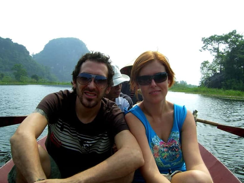 Hanoi: Perfume Pagoda Day Tour with Boat Ride & Cave Visit - Huong Tich Cave and the choice between walking or riding