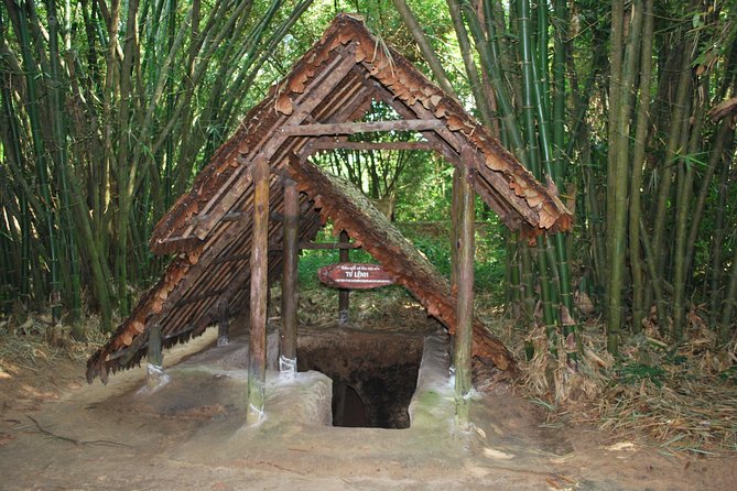 HCM City: 1-Day Cu Chi Signature Tunnels & Liberated Village - Ben Duoc Memorial Temple