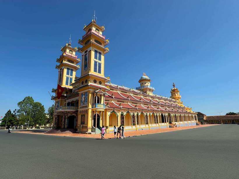 HCM: Cu Chi Tunnels, Cao Dai Temple, Black Virgin Mountain - Key points to know before booking
