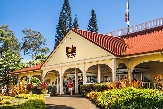 Hidden Gems of Oahu Circle Island Tour with Byodo In Temple - Byodo-In Temple gives the day its quiet center