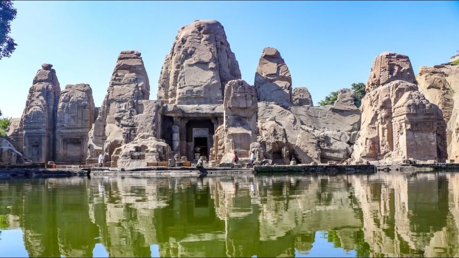 Historical Tour, Kangra fort &Rock cut temple from Dharmasla - Key points at a glance