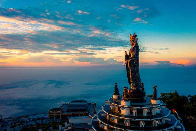 Ho Chi Minh: Black Virgin Mountain Cable Car &Cao Dai Temple - Riding the cable car up Black Virgin Mountain