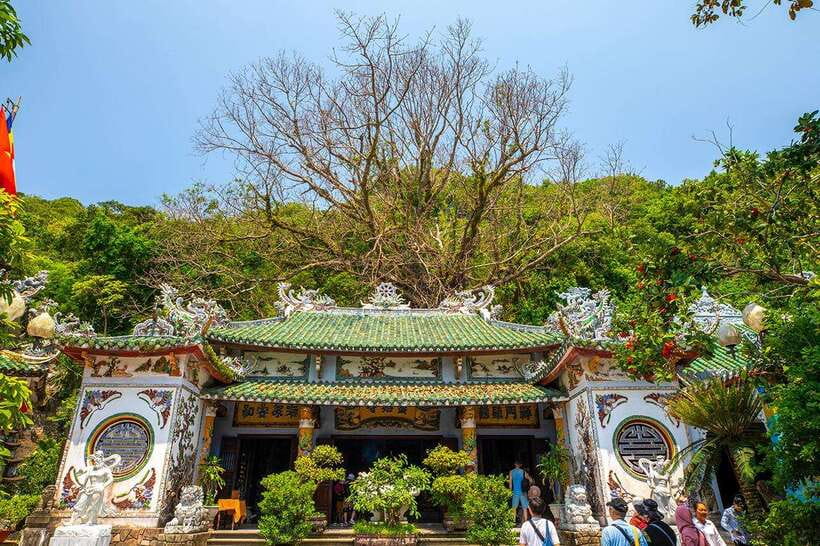 Hoi An: Secrets Of The Marble Mountains & Linh Ung Pagoda - The guides make the difference