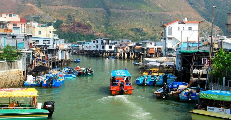 Hong Kong: Ngong Ping 360 Cable Car, Tai O & Big Buddha Tour - A short pause at Ngong Ping Village
