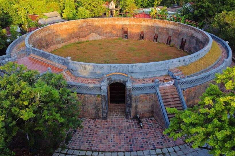 Hue City Motorbike Tour to Countryside, Pagoda & Royal Tombs - Who will get the most from this Hue tour