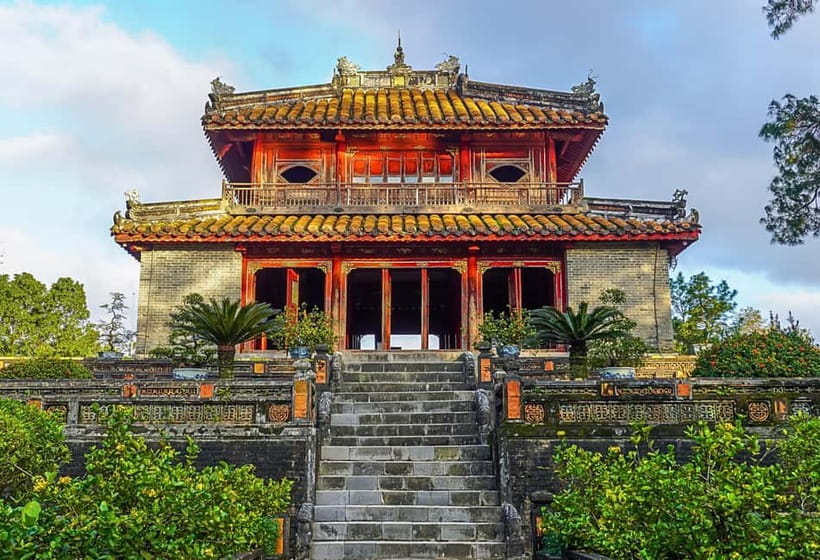 Hue: Hue Royal Tombs Tour Visit 3 Best Tombs & Pagoda - Why these three tombs work so well together