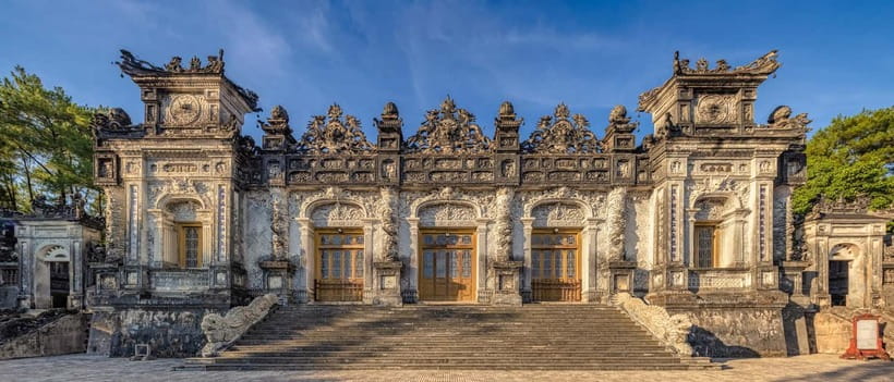 Hue: Hue Royal Tombs Tour Visit 3 Best Tombs & Pagoda - Thien Mu Pagoda: Hue’s best-known religious landmark