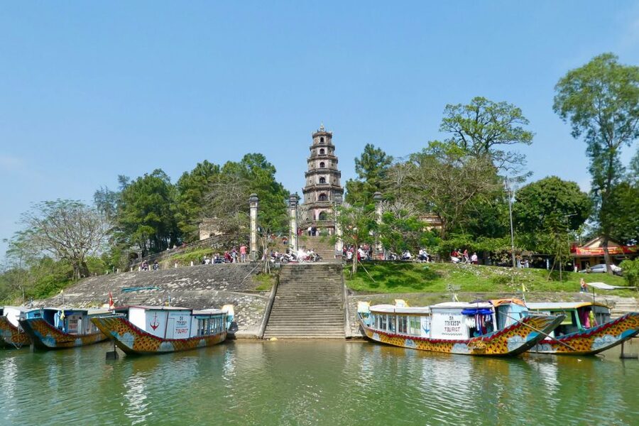 Hue: Royal Tombs and Thien Mu Pagoda Private Guided Tour - Key points to know before booking