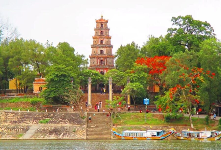 Hue : Royal Tombs- Thien Mu Pagoda- Dragon Boat Private Tour - Final call: book it for the route, not just the boat