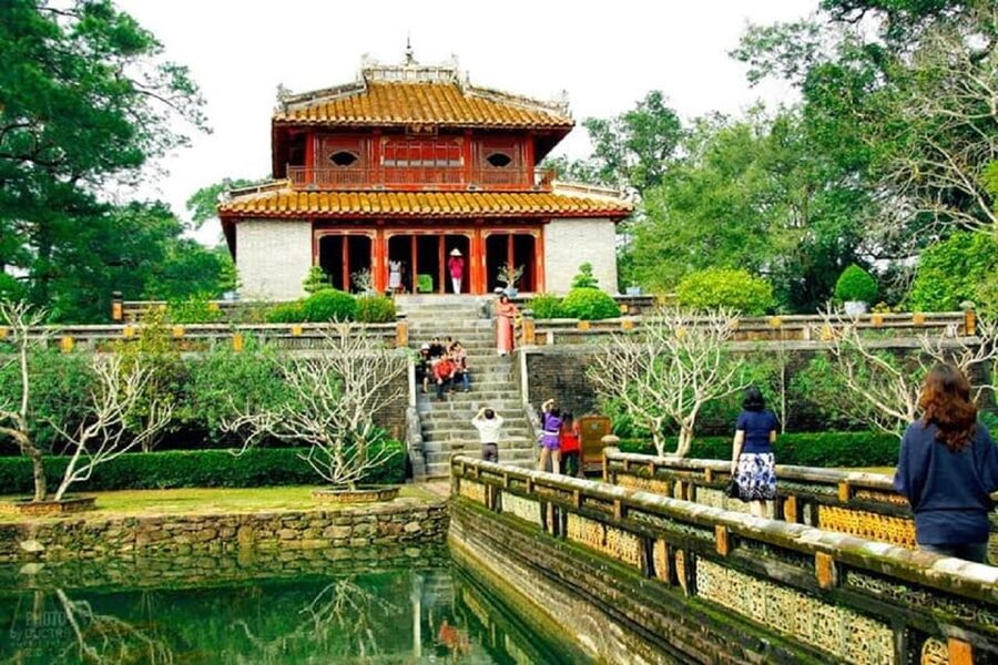 Hue : Royal Tombs- Thien Mu Pagoda- Dragon Boat Private Tour - Is $28 per person a fair price?
