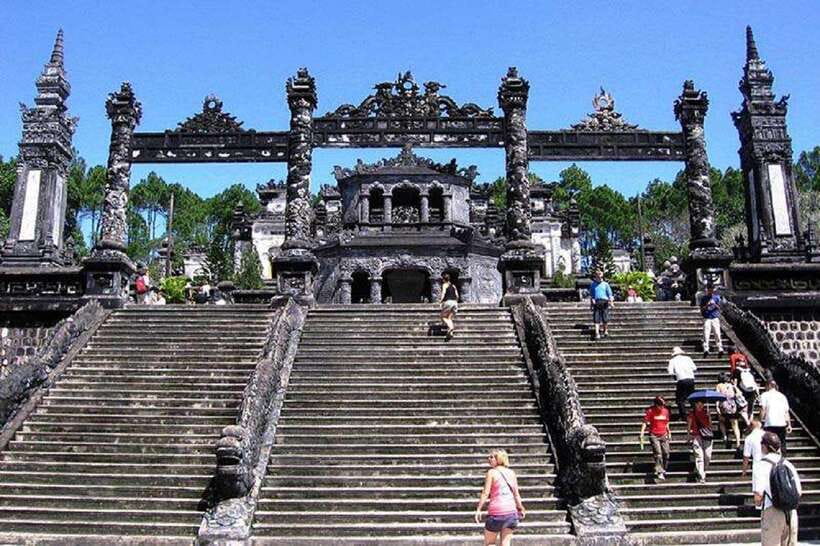 Hue Royal Tombs Tour: Visit Best Pagodas & Mausoleums - Tu Hieu Pagoda, a quieter connection to Buddhist life