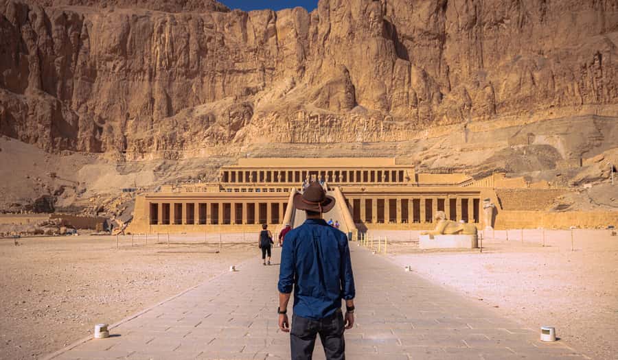 Hurghada: Luxor Valley of The Kings, Karnak Temple & Lunch - Valley of the Kings: the main event