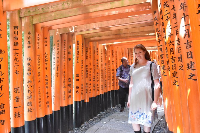 Inside of Fushimi Inari - exploring and lunch with locals - Starting with the shrine and thousands of torii gates