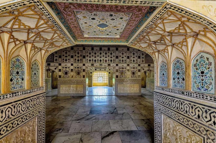 Jaipur: Explore City Sights, Amber Fort & Monkey Temple - Panna Meena Stepwell and Jal Mahal