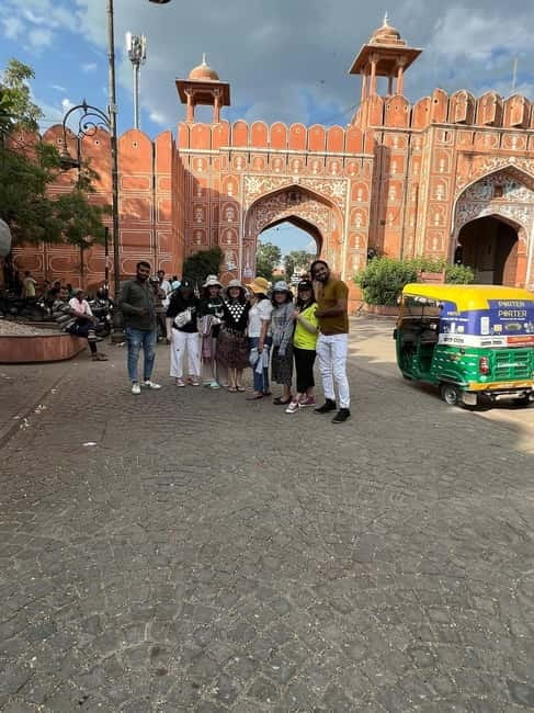 Jaipur: Full-Day Tuk-Tuk Sightseeing Tour with Monkey Temple - Key points at a glance