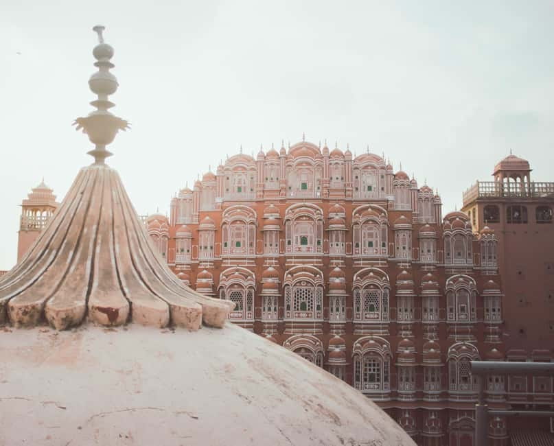 Jaipur: Private Evening Tour with Monkey Temple Sunset - Albert Hall after dark