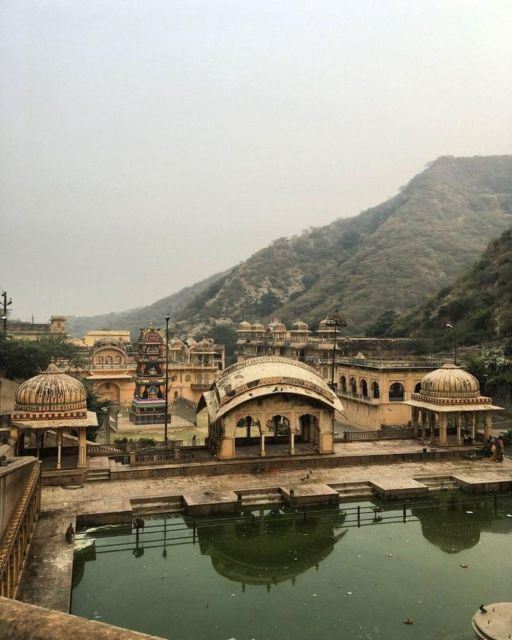 Jaipur sightseeing tour with monkey temple (Galta ji temple) - Hawa Mahal needs a timing check