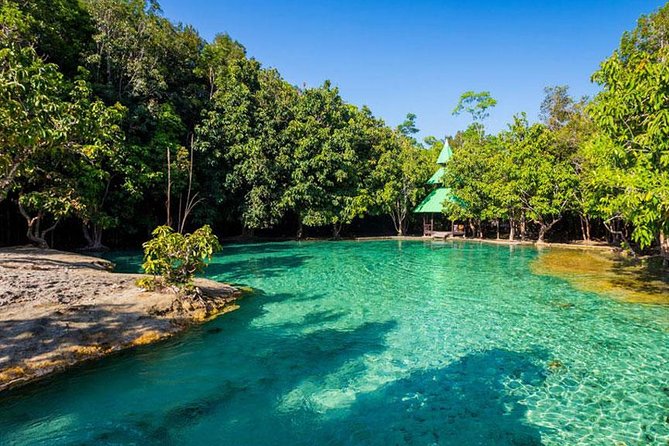 Jungle Tour to Emerald Pool, Krabi Hot Spring and Tiger Cave Temple - Three Krabi highlights in one long day