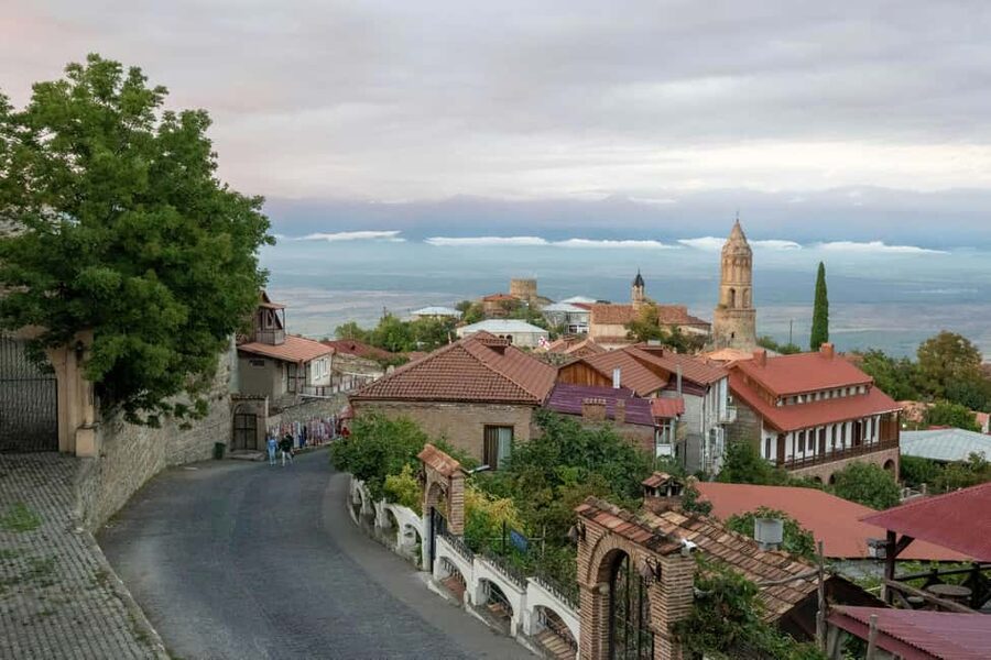 Kakheti, City of Love Sighnaghi Bodbe Monastery Tour - Why Kakheti makes a strong day trip from Tbilisi