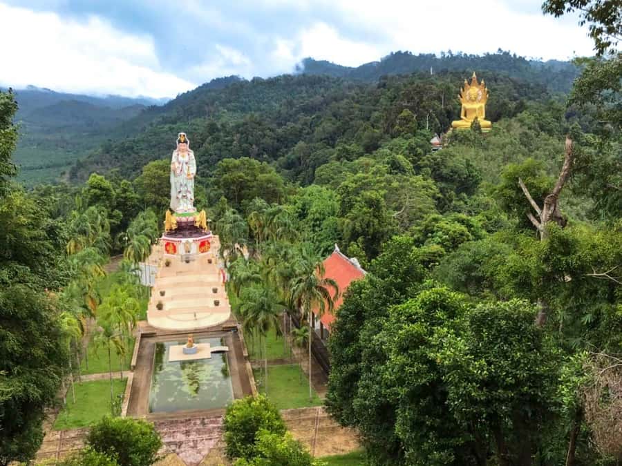 Khao Lak: Three Temples Tour in Phang Nga - Who should book this temple day?