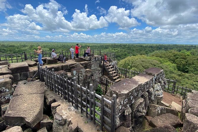 Koh Ker Temple Group & Beng Mealea Full-Day Join-in Tour - The guide can make the long drive worthwhile