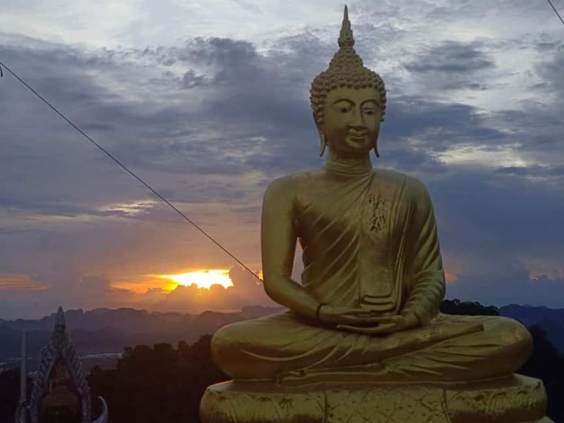 Krabi: Tiger Cave Temple Sunset Tour - The golden Buddha and the summit views