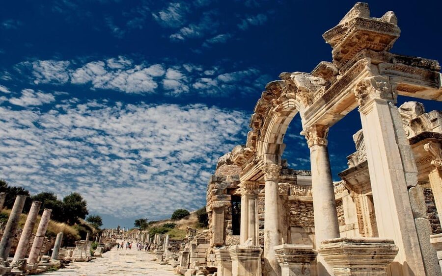 Kusadasi: Ephesus, House of Virgin Mary, and Temple Tour - Turkish lunch, a useful break in a busy day