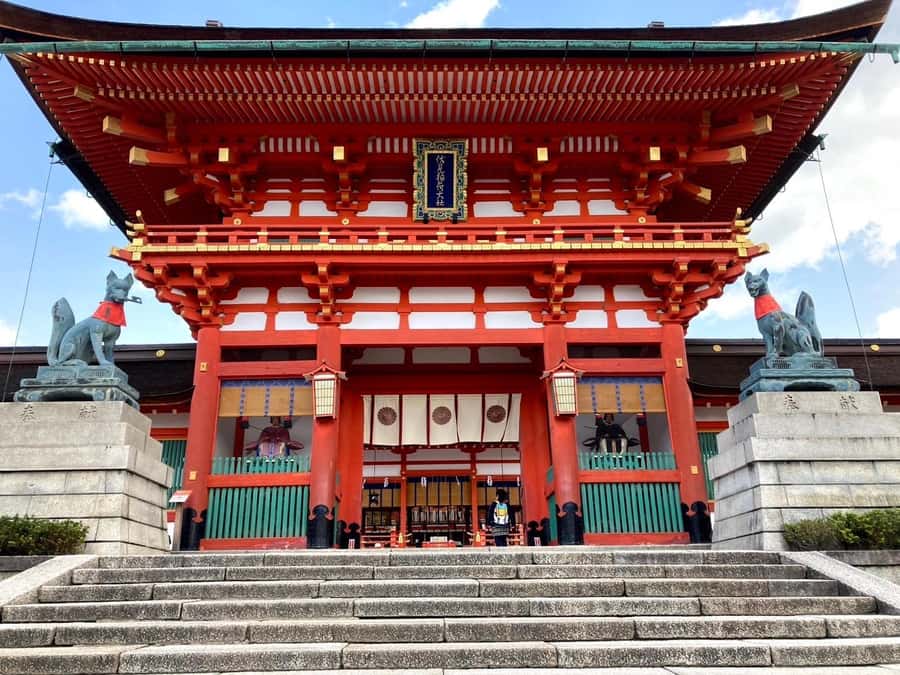 Kyoto Early Bird English Tour: Fushimi-Inari and Arashiyama - Tenryu-ji and the ideas of Zen