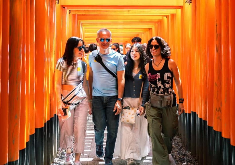 Kyoto: Full-Day English Guided Tour of Kyoto's Highlights - Fushimi Inari and its endless red gates