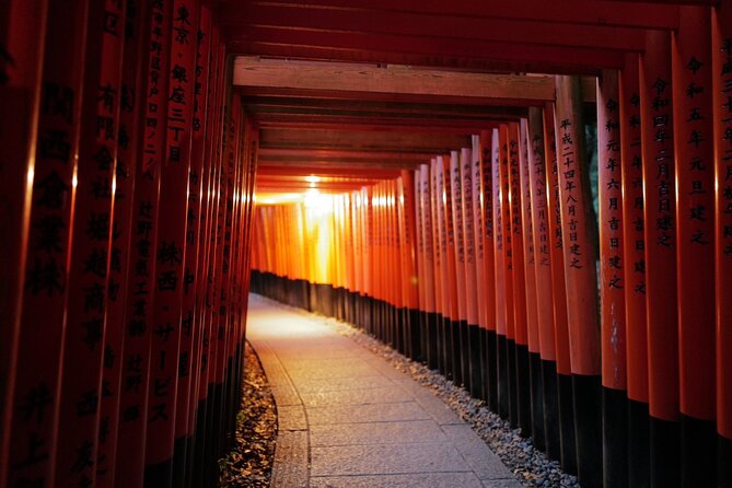 Kyoto Fushimi-Inari Night Walking Tour - Small shrines, fox statues, and details you might miss