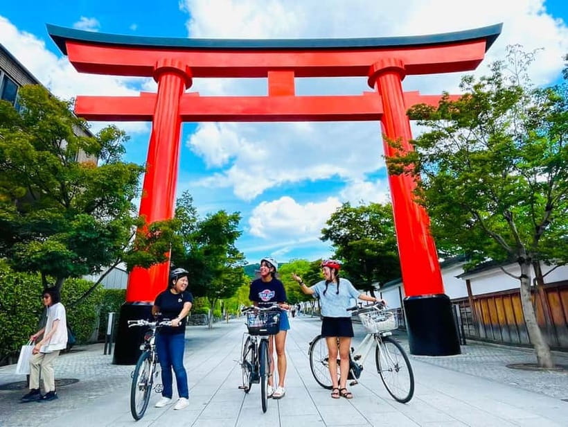 Kyoto: Fushimi Inari Shrine and Tofukuji Temple E-Bike Tour - Tofukuji offers a quieter pause