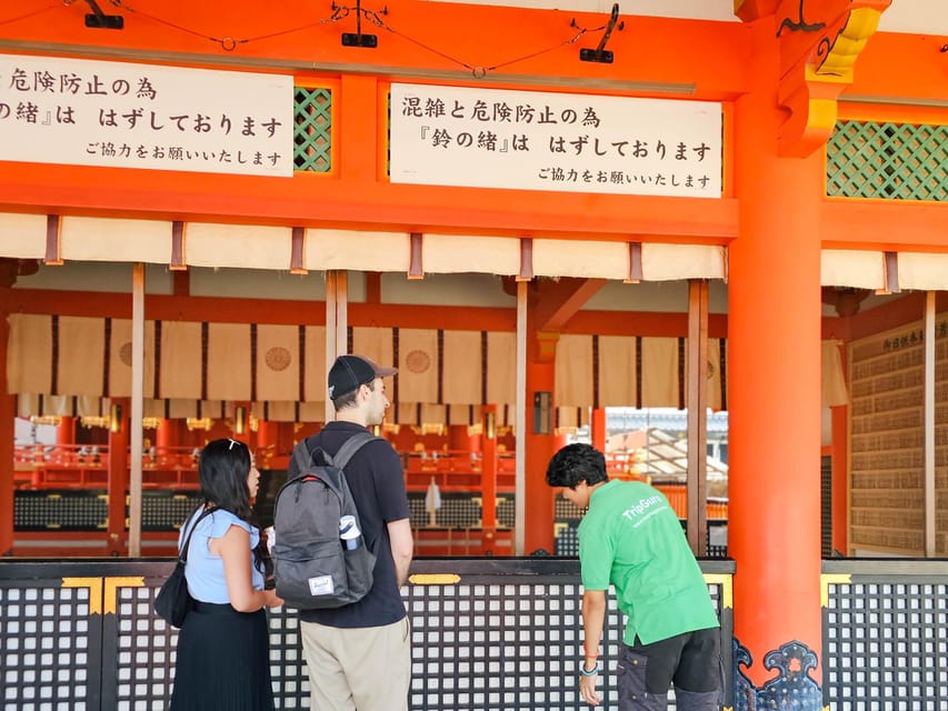 Kyoto: Fushimi Inari Taisha Guided Walking Tour - Timing, Crowds, and Your Expectations