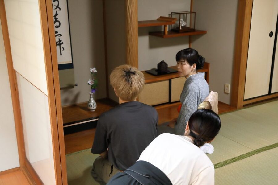Kyoto Fushimiinari:Wagashi Making & Small Group Tea Ceremony - Should You Book the Fushimi Inari Wagashi and Tea Class?