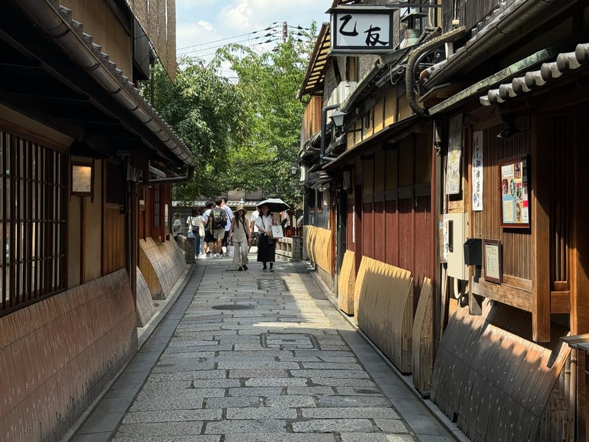 Kyoto: Half-Day Private Tour Gion Geisha District & Kiyomizu - Key points at a glance