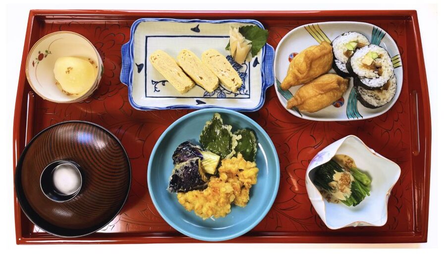 Kyoto Home Cooking Class &Supermarket tour near Fushimiinari - Cooking in a traditional home near Fushimi Inari