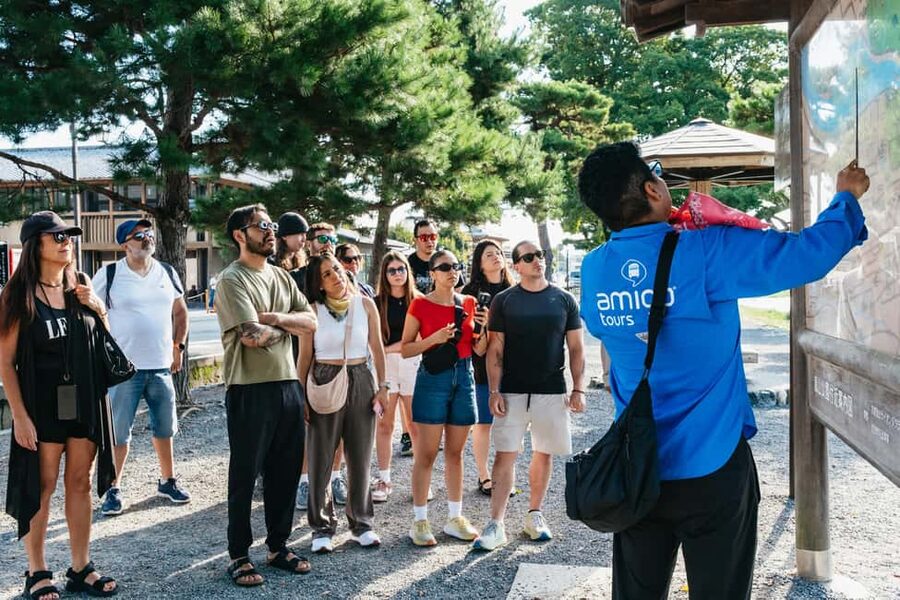Kyoto: Nijo Castle, Kiyomizu & Fushimi Inari Guided Tour - Nijo Castle and the shogun’s world