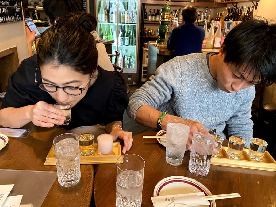 Kyoto: Sake Brewery and Tasting Tour in Fushimi - Short stops with local character
