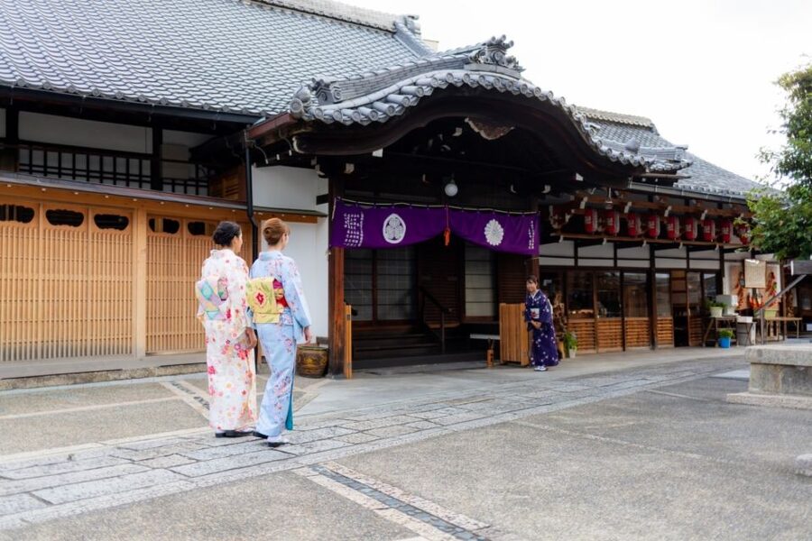 Kyoto: Tea Ceremony Ju-An at Jotokuji Temple - Who will enjoy this most?