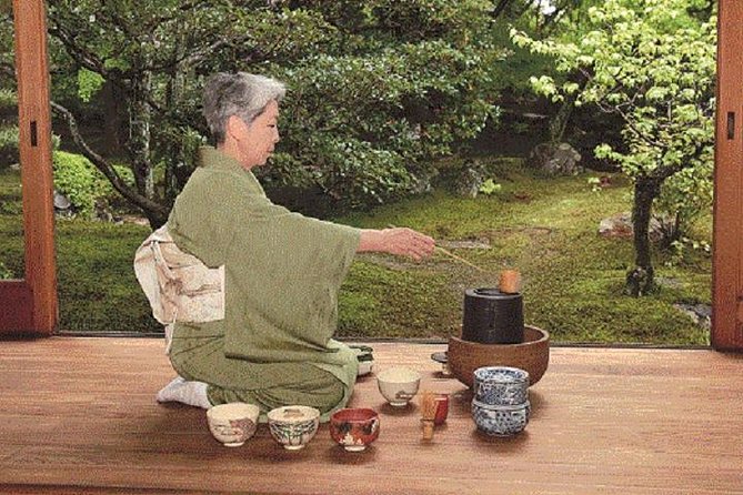 KYOTO Tea Ceremony with kimono near by Imamiya Jinjya Shrine - Entering a Tea Room Used for Three Generations