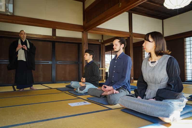 Kyoto: Zen Meditation and Garden Tour at a Temple with Lunch - Kōmyō-in Temple and the first look at Zen gardens