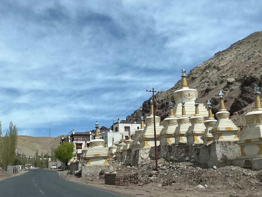 Leh: 3Hours short Trip - Spituk Monastery, Leh Palace & More - Starting from Leh with a local driver