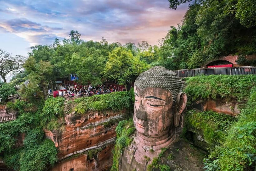 Leshan Giant Buddha & Huanglongxi/Buddha Temple Day Trip - Choosing the Giant Buddha Temple package