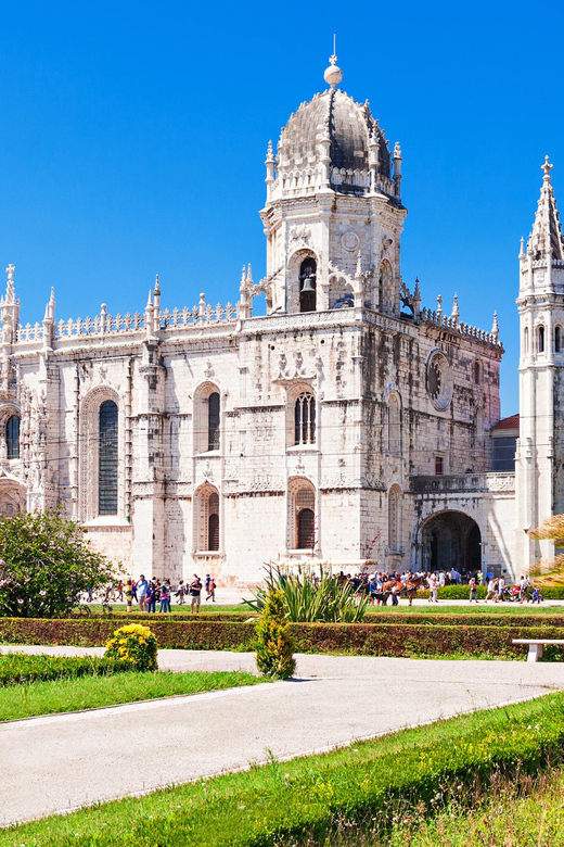 Lisbon: Belem Tour with Pastéis at Jerónimos Monastery - Belém Tower is a view, not an interior visit