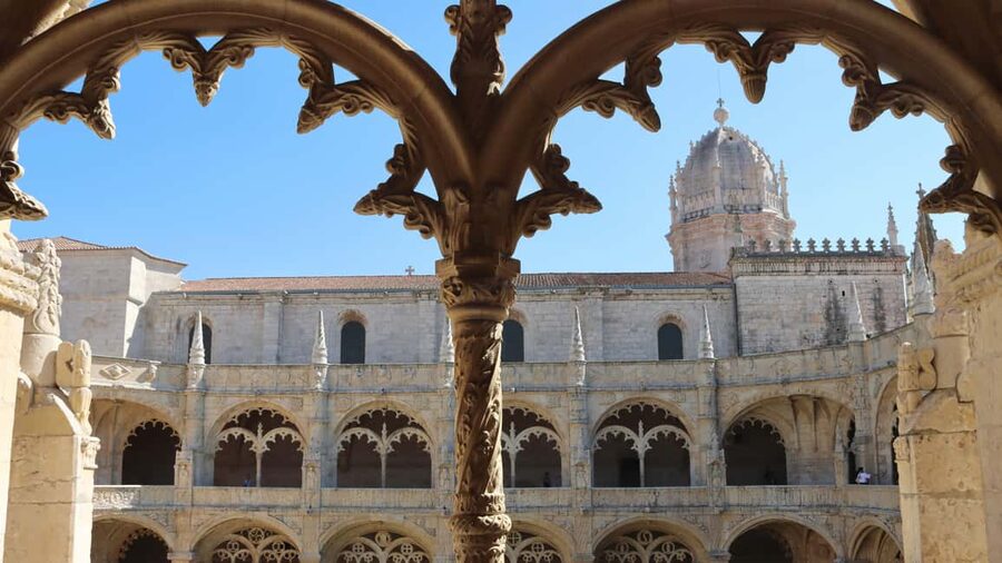 Lisbon: Belem Walking Tour with Jeronimos Monastery Ticket - Angela’s style: stories, visual aids, and a personal pace